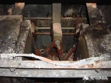 輕微開關(guān)柜故障會(huì)造成重大損失，請注意高壓電工