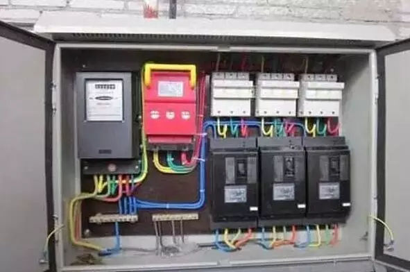 你了解配電箱的內部結構分析嗎？